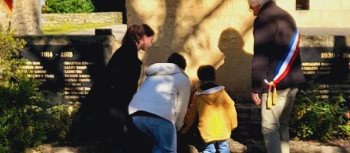 Dépôt Gerbe 11 novembre